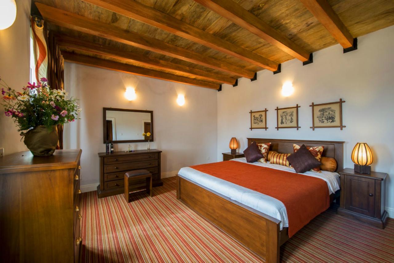 Cheltenham Cottage - Little England Cottages Нувара-Элия Экстерьер фото