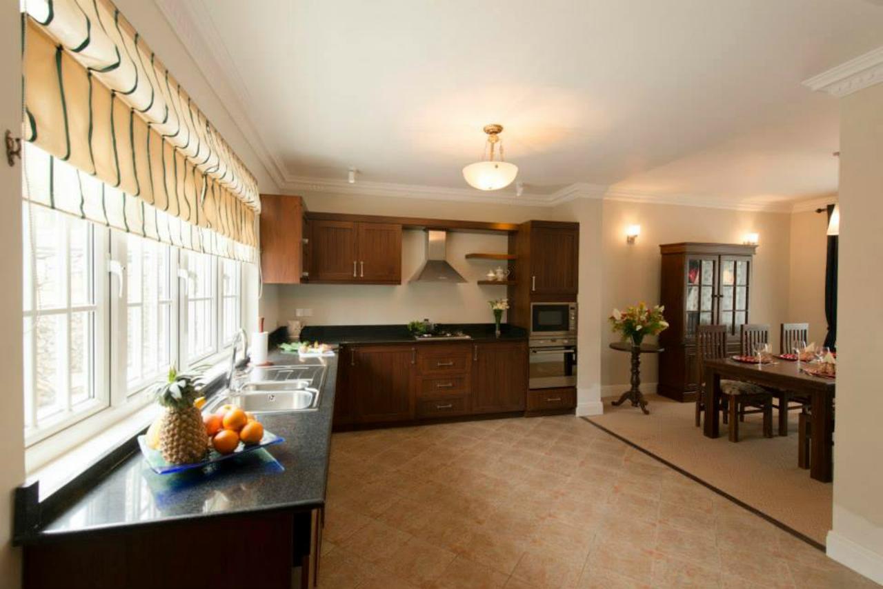 Cheltenham Cottage - Little England Cottages Нувара-Элия Экстерьер фото